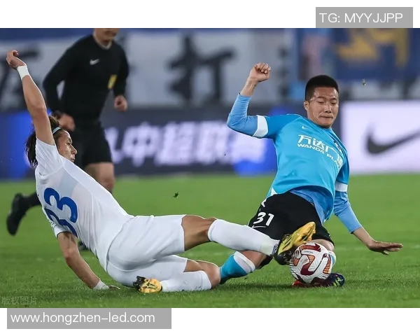 堪萨斯城勇战达拉斯球队实力对决引发球迷热议 堪萨斯城勇战达拉斯球队实力对决引发球迷热议